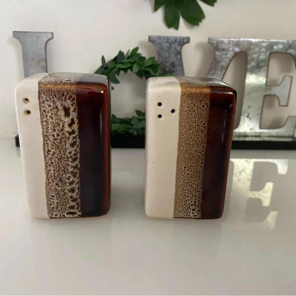 Pier 1 Salt & Pepper Shakers‎ Retired Mid Century Modern Ceramic Brown